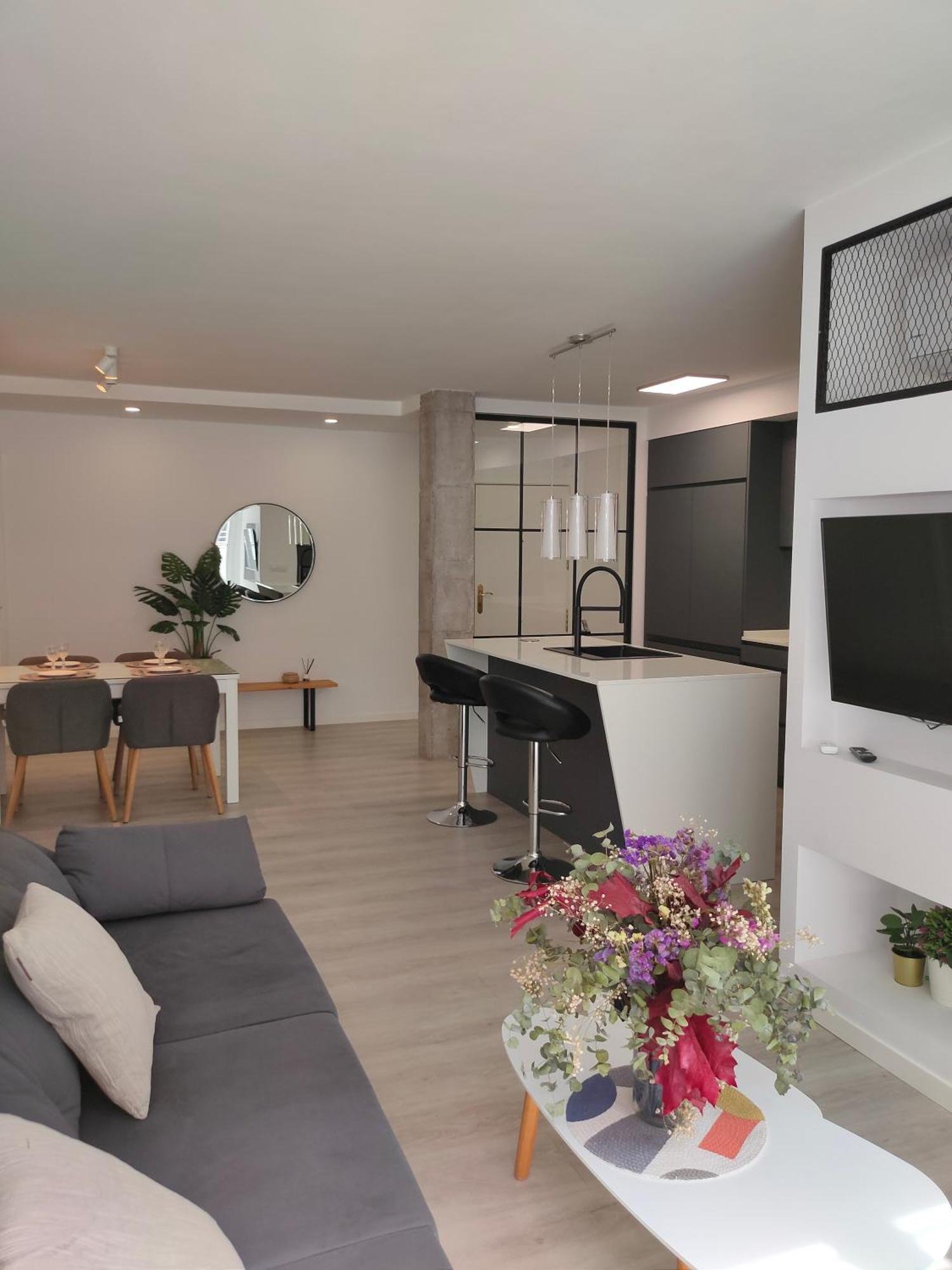 Casa Mallen, Con Amplia Terraza, En El Barrio De Nervion Sevilla Eksteriør bilde